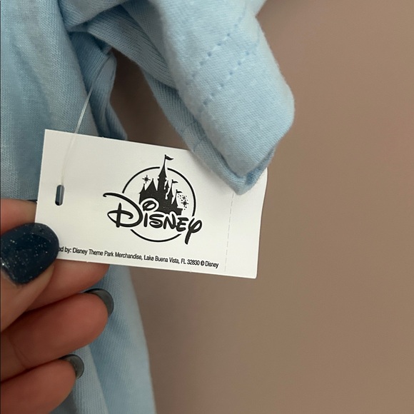 NWT Unisex Disney Parks Fantasyland Short Sleeve T-Shirt Baby Blue Size XL - Picture 5 of 8